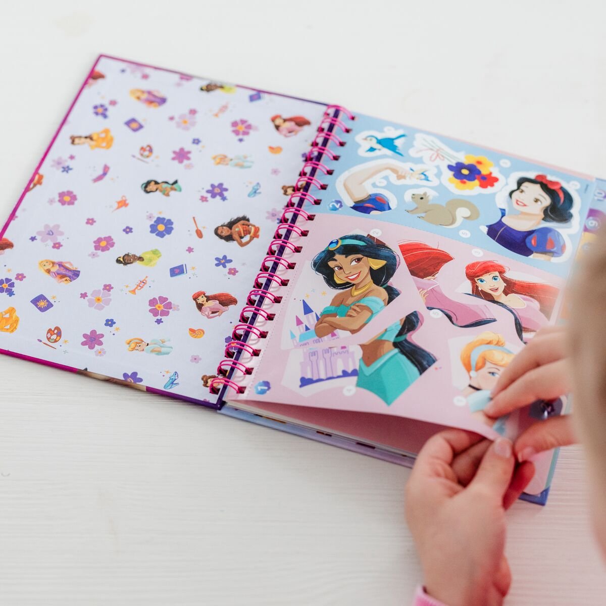 Disney Princess Totum sticker puzzelboek kids incl. kleurplaten doeboek vakantieboek 25-delig | educatief speelgoed meisjes vanaf 3 jaar — afbeelding 9