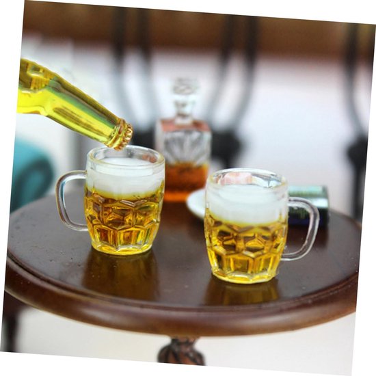 Realistische Mini Bier Mokken Modellen - 6 stks Miniatuur Bier Cups - Foto Rekwisieten voor Decoratieve Miniatuur Mokken van TOYANDONA — afbeelding 2