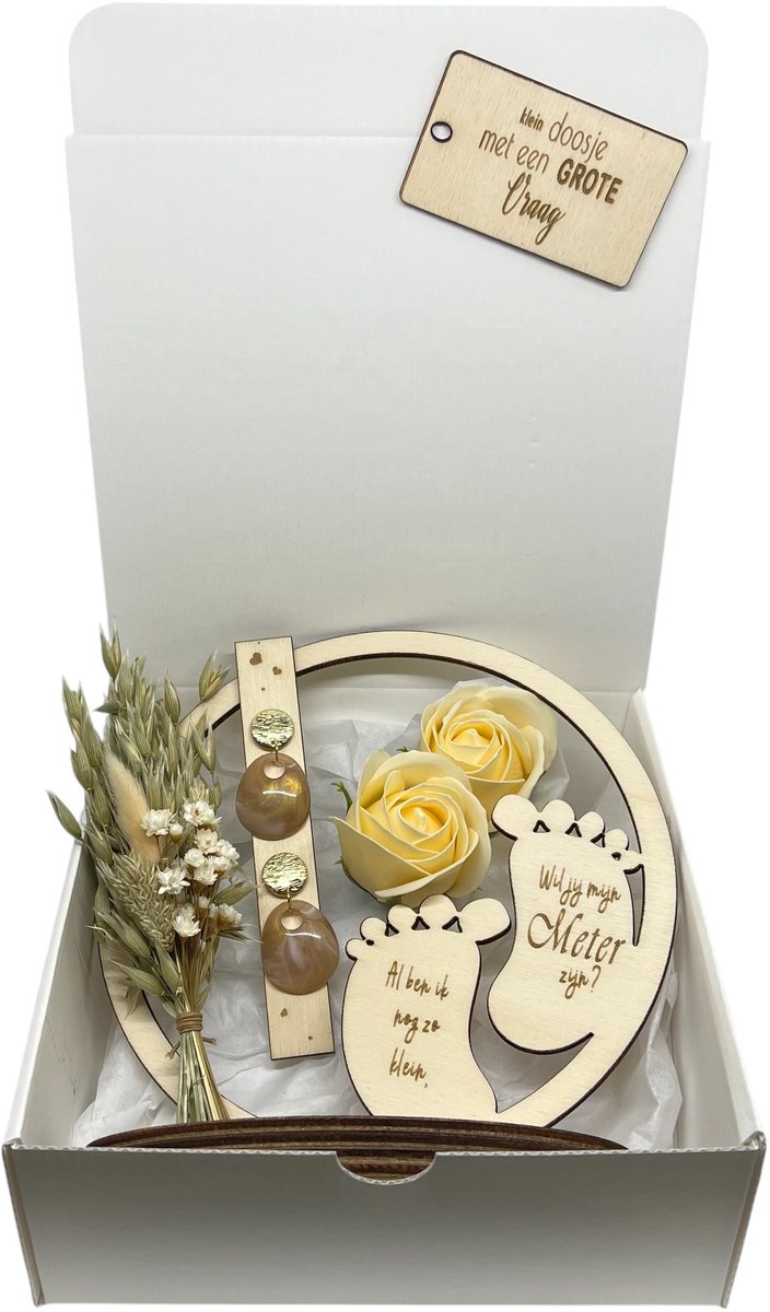 Geschenkbox Wil jij mijn METER zijn? | BEIGE | zeeproosjes | droogbloemen | oorbellen | BOHEMIAN | meter vragen | meter worden | peettante vragen | peettante worden | cadeau | doosje met een vraag