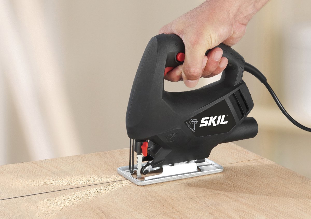 SKIL Decoupeerzaag 400W - Met Stofblazer - Zaagcapaciteit 65mm - 45° Zaagsneden - Zaagblad Voor Hout - Inclusief 3 Zaagbladen - Skil 4190 AA – foto 5