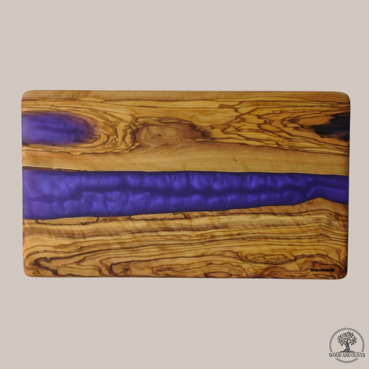 Wood and Olives - Olijfhouten Serveerplank met Epoxy - Paars - Handgemaakt - 23x40 cm