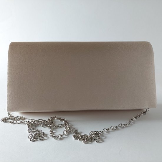 pochette en satin | couleur champagne | sac de soirée chic pour femme | sac élégant | la plus grande collection d'embrayages