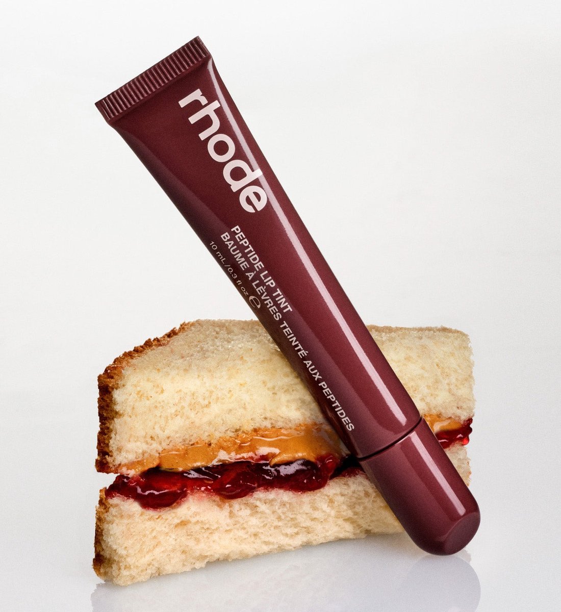 Rhode Peptide Lip Tint - The Tinted Lip Layer in Core Shades - warm berry brown - pbj — cadeau in Verzorging - foto 2