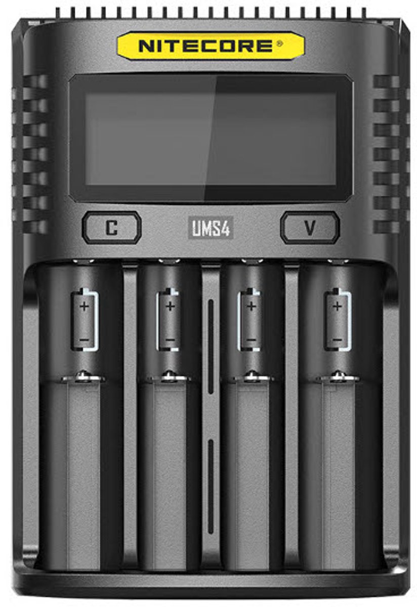 Nitecore UMS4 USB batterij lader