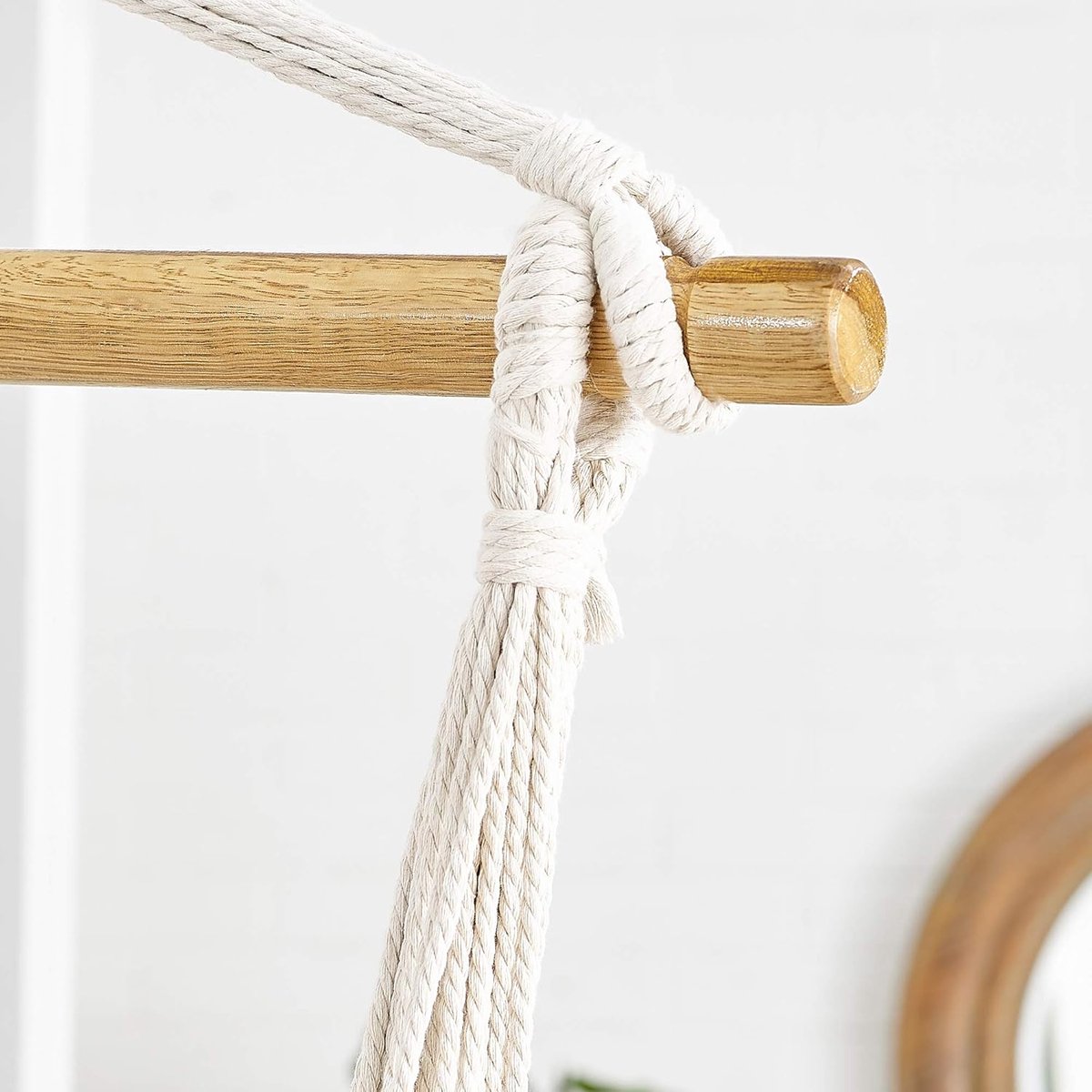 Hangstoel – Met 2 Kussens – Met Metalen Ketting – Beige – Stevige Hangstoel