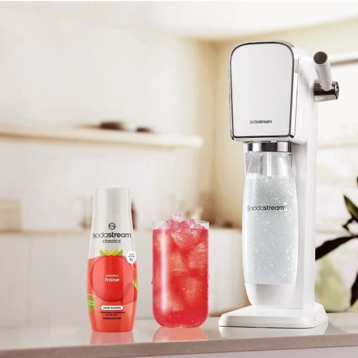 SODASTREAM Concentrates - Verpakking van 6 suikervrije aardbeienconcentraten - Tot 54 liter dranken - 440 ml