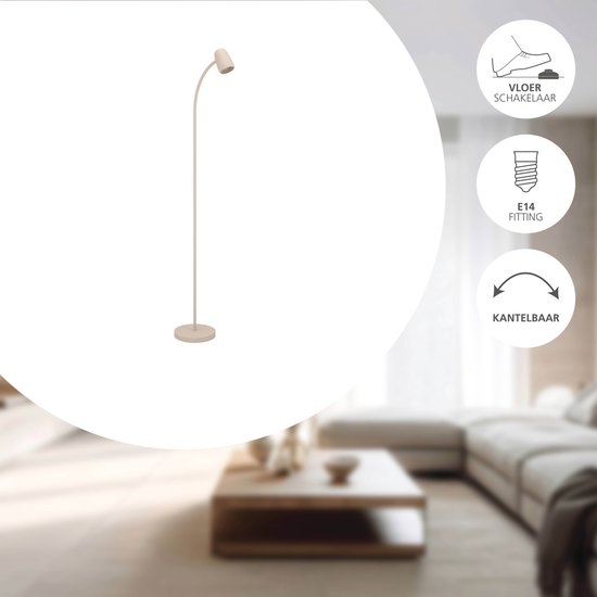 Zandkleurige staande lamp met voetbediening, E14 fitting en kantelbaar.