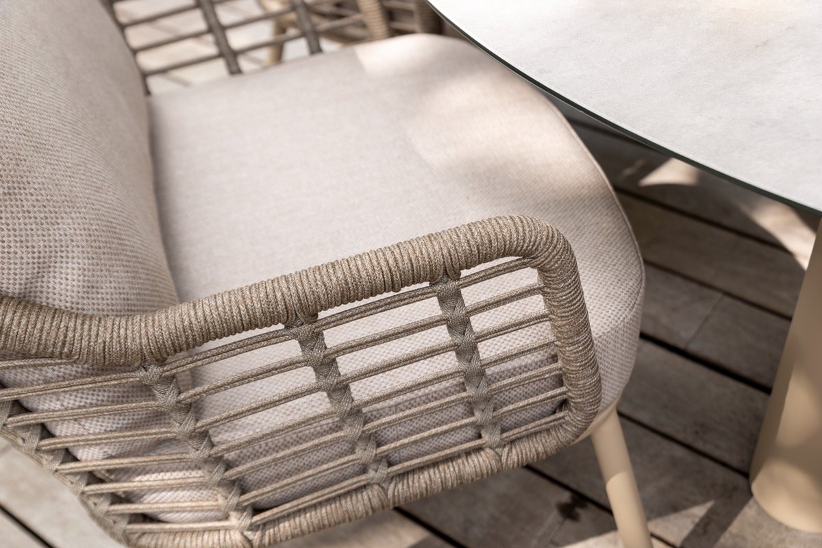 Taste by 4 Seasons Puglia chaise de jardin basse - latte