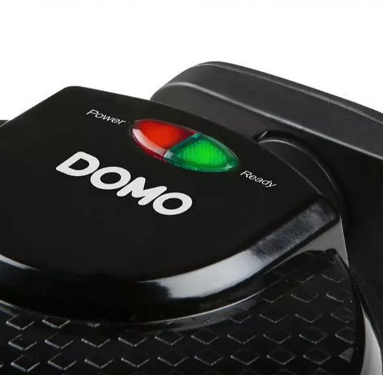 DOMO wafelijzer met rode en groene indicatielampjes voor 'aan' en 'klaar'.