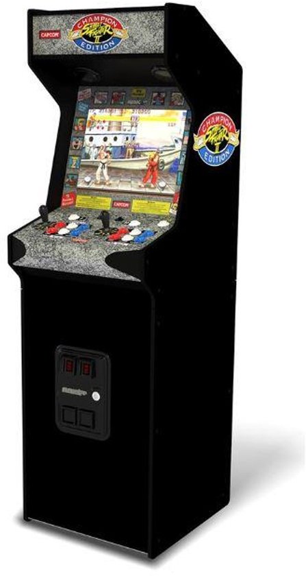 Arcade1Up - Street Fighter Deluxe Arcade Machine