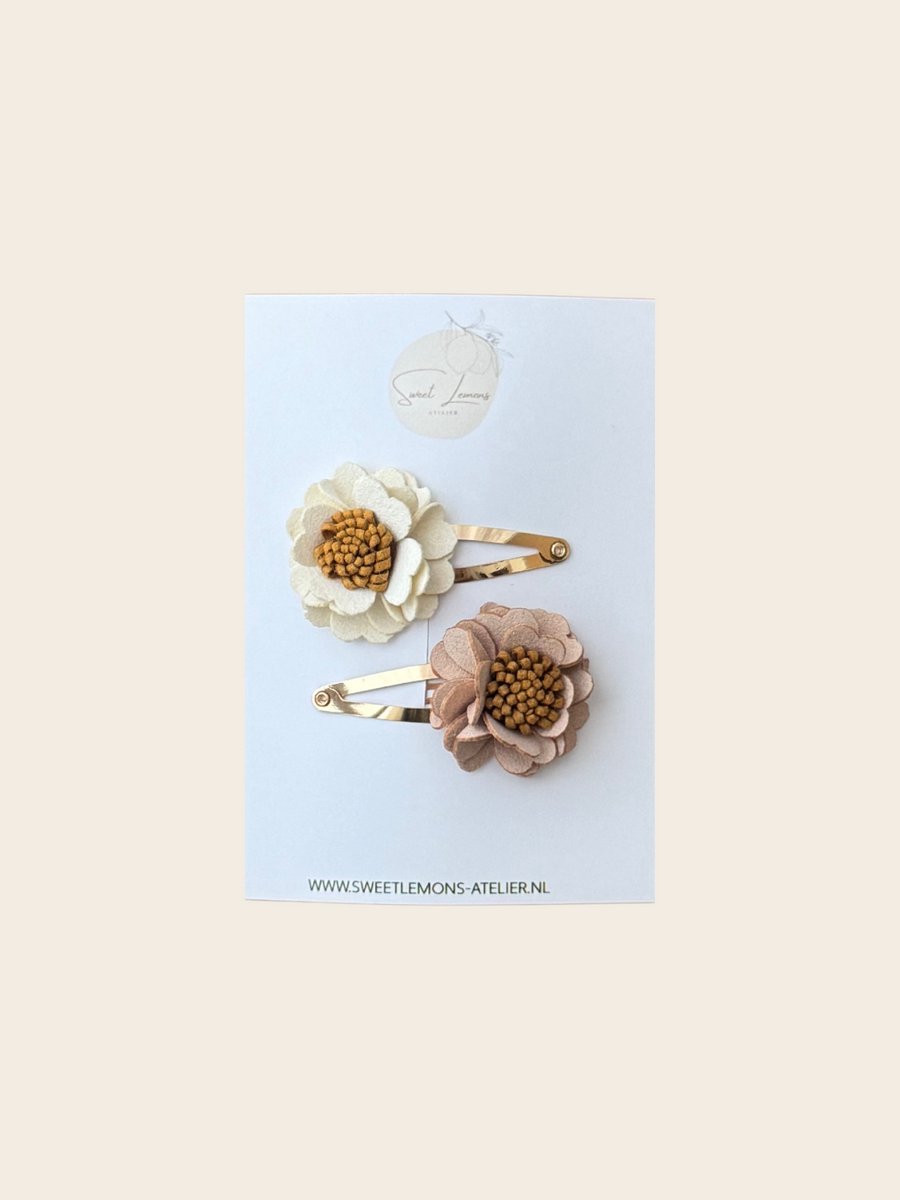 Setje Haarspeldjes - Flowerly Beige - Klikklak Haarspeldjes - Haaraccessoires voor Kinderen - Handgemaakte Haaraccessoires voor Meisjes