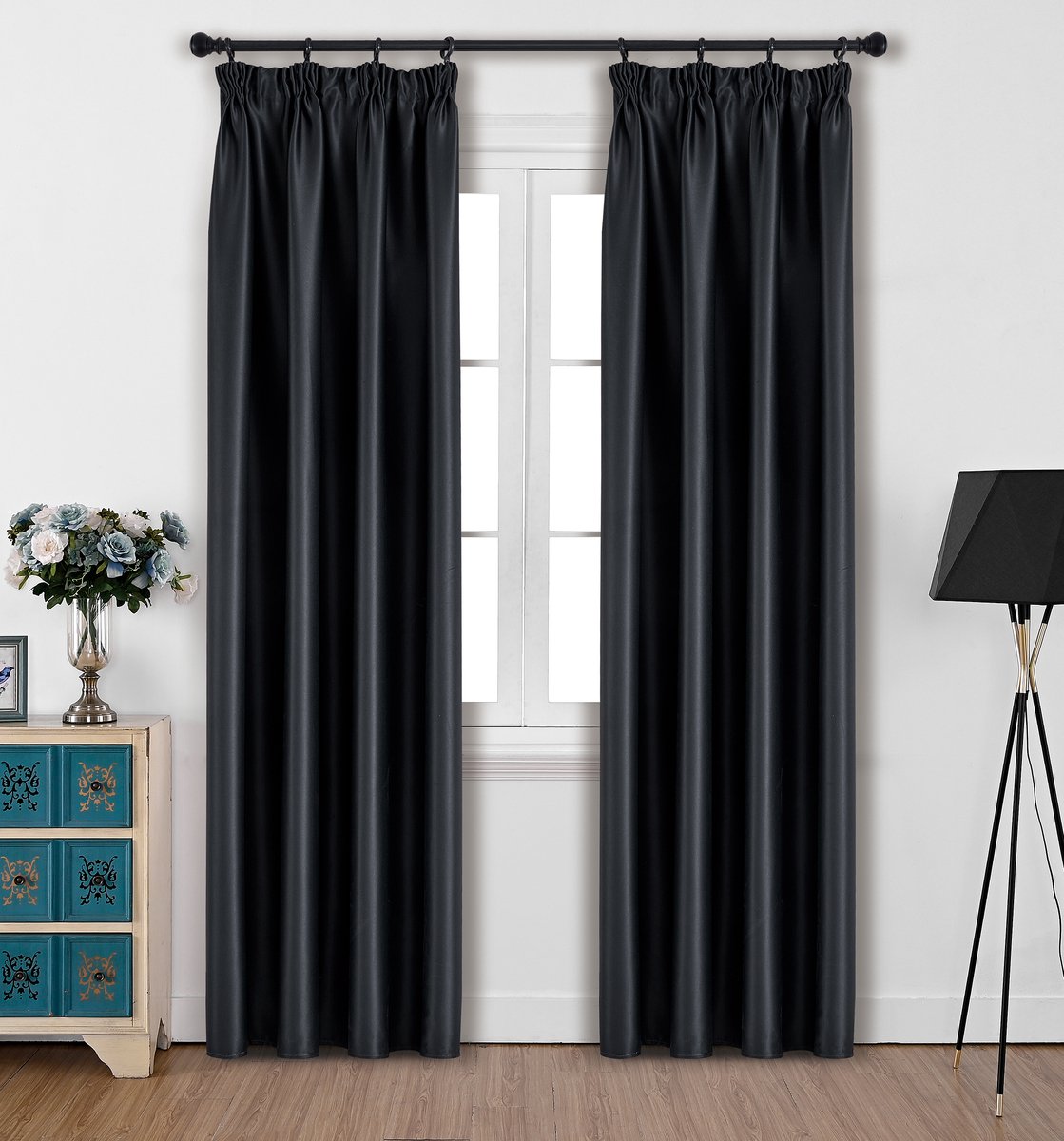 SB Line Verduisterend Gordijn – 140 x 260 cm – Met Plooiband – Zwart