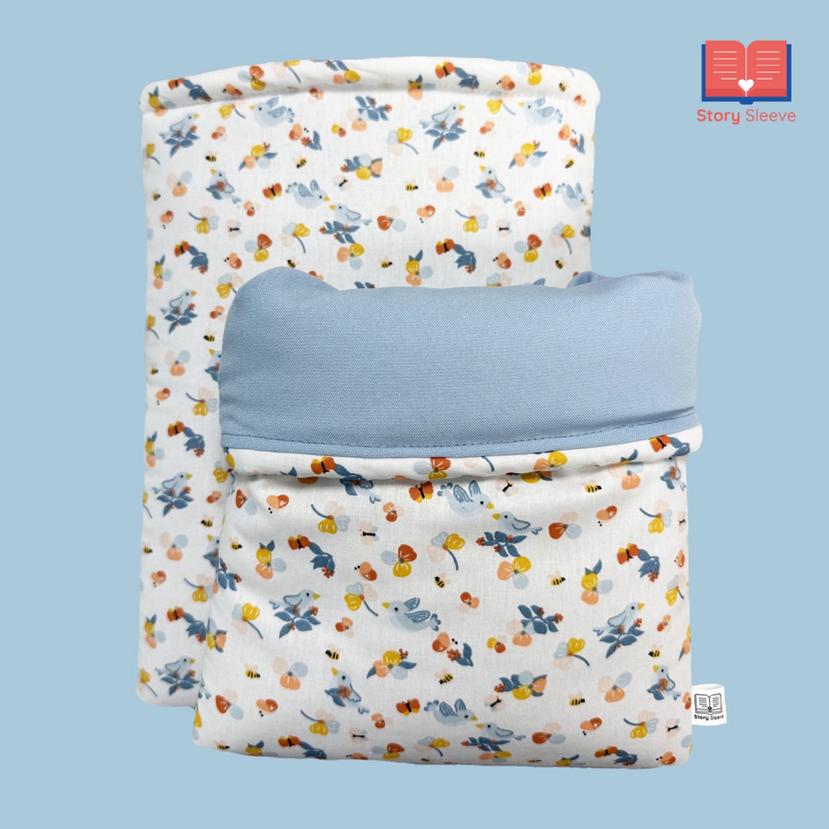Story Sleeve - Book Sleeve / Tablet Sleeve Bee & Bird - 32 x 25 cm - Ook geschikt voor IPad / Tablet - Boekenhoes - Boekbeschermer - Boekhoes - Booksleeve - Voor boek