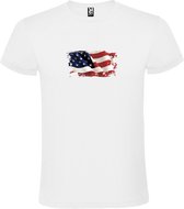 Wit  T shirt met  print van "Wapperende Amerikaanse vlag "   size XL