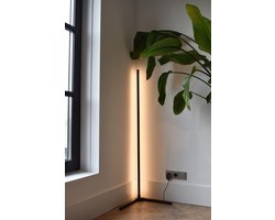 Calex Slimme LED Vloerlamp - Wifi Hoeklamp Staande