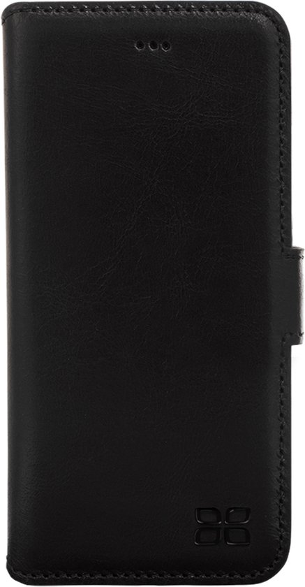 Étui portefeuille noir en cuir pour Samsung Galaxy S22 Plus, fermé.