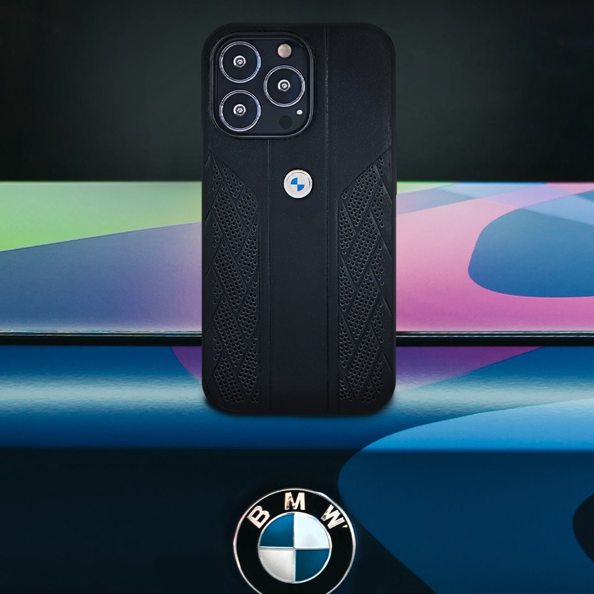 iPhone 13 Pro Backcase hoesje - BMW - Effen Zwart - Leer