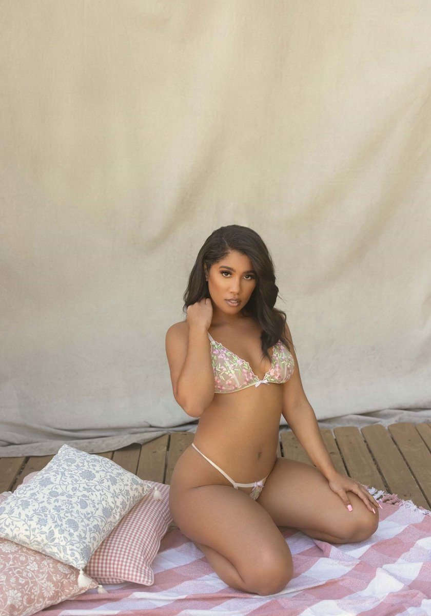 Floral sheer bra and g-string