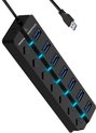 foto van Innova USB 3.0 Hub - Splitter - 7 Poorten - 5Gbps - Blauw LED Licht - Zwart - Aan Uit Schakelaar
