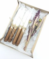 Dinerkaarsen set-Kaarsen-Kaarsen set cadeau-Lange kaarsen-gedroogde bloemen-Geschenkset vrouwen-Cadeauset-Cadeau voor vrouw-Moederdag cadeautje