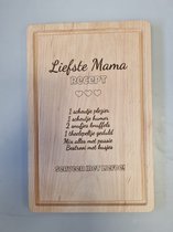 Snijplank Liefste Mama - broodplank - Moederdag - cadeau - snijplank - hout - tekst - Liefste Mama recept - koken