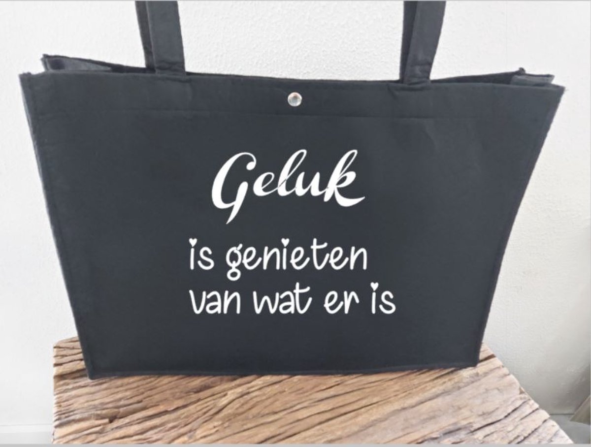 Tas met tekst: Geluk is genieten van wat er is