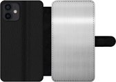 Bookcase Geschikt voor iPhone 12 Mini telefoonhoesje - Metaal print - Zilver - Grijs - Met vakjes - Wallet case met magneetsluiting