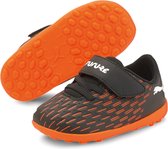 voetbalschoenen maat 22