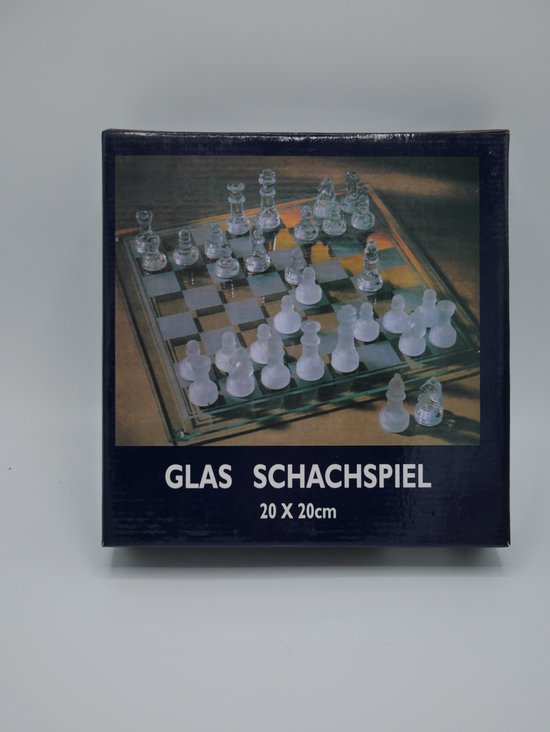 Afbeelding van het spel Schaakspel , gemaakt van glas 19x19 cm.
