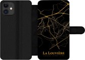 Bookcase Geschikt voor iPhone 12 Pro telefoonhoesje - La Louvière - Kaart - Goud - Met vakjes - Wallet case met magneetsluiting