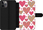 Bookcase Geschikt voor iPhone 11 Pro telefoonhoesje - Meisje - Hart - Love - Patronen - Girl - Kids - Kinderen - Kind - Met vakjes - Wallet case met magneetsluiting