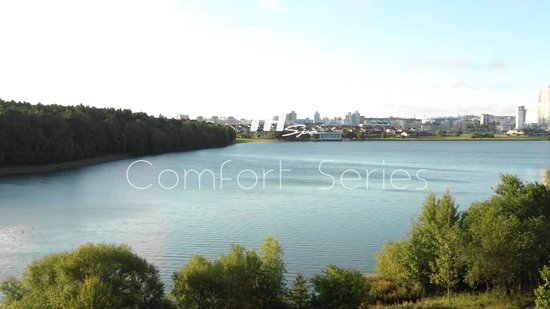 MSPA - Opblaasbare Jacuzzi voor 6 a 7 volwassenen - Luxe Spa 2026 - Verwarmde hottub met bubbels - Bubbelbad - Inclusief afstandsbediening, afdekzeil, schoonmaak filters, aansluitstuk, opblaasslang, verlichting en ingebouwde pomp - Jacuzzi - Welness