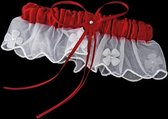 Wit met rood kousenbandje gemaakt van satijn en organza - trouwen - bruid - kousenbandje - rood