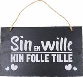 spreukbord Fries sin en wille 25 cm leisteen zwart