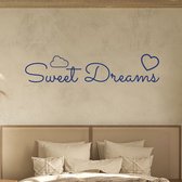 Stickerheld - Muursticker Sweet dreams - Slaapkamer - Droom zacht - Slaap lekker - Engelse Teksten - Mat Donkerblauw - 37.1x175cm
