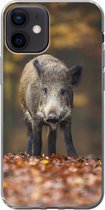 Geschikt voor iPhone 12 hoesje - Wild dier - Bos - Herfst - Siliconen Telefoonhoesje
