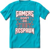 Gamers don't die T-shirt | Neon Rood | Gaming kleding | Grappig game verjaardag cadeau shirt Heren – Dames – Unisex | - Blauw - S