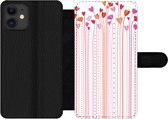 Bookcase Geschikt voor iPhone 12 Pro telefoonhoesje - Een illustratie van groeiende hartjes - Met vakjes - Wallet case met magneetsluiting