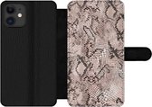 Bookcase Geschikt voor iPhone 12 Pro Max telefoonhoesje - Dierenprint - Grijs - Zwart - Met vakjes - Wallet case met magneetsluiting