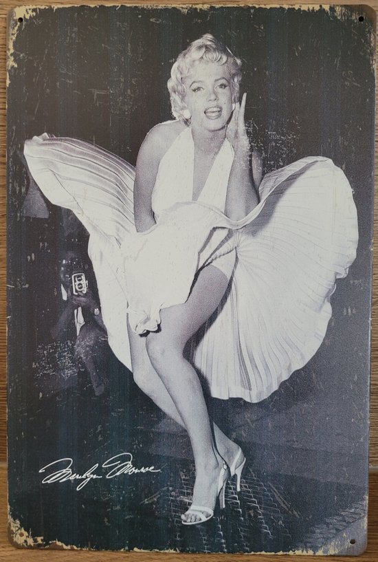 Marilyn Monroe zwart wit opwaaiende jurk Reclamebord van metaal METALEN-WANDBORD - MUURPLAAT - VINTAGE - RETRO - HORECA- BORD-WANDDECORATIE -TEKSTBORD - DECORATIEBORD - RECLAMEPLAAT - WANDPLAAT - NOSTALGIE -CAFE- BAR -MANCAVE- KROEG- MAN CAVE
