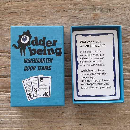 Afbeelding van het spel Odder Being - Visiekaarten Voor Teams - 55 kaarten - Vragen voor teambuilding, teamcoaching, leiderschapscoaching