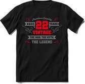 22 Jaar Legend -  kado T-Shirt Heren / Dames - Zilver / Rood - Perfect Verjaardag Cadeau Shirt - grappige Spreuken, Zinnen en Teksten. Maat M