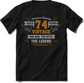 74 Jaar Legend - Feest kado T-Shirt Heren / Dames - Zilver / Goud - Perfect Verjaardag Cadeau Shirt - grappige Spreuken, Zinnen en Teksten. Maat L
