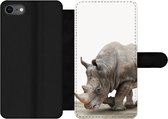 Bookcase Geschikt voor iPhone 7 telefoonhoesje - Neushoorn - Jongens - Wilde dieren - Kinderen - Meisjes - Dieren - Met vakjes - Wallet case met magneetsluiting