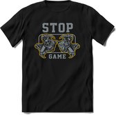 Stop and game | Gaming kado T-Shirt heren - dames | Staal-Geel | Perfect game pc cadeau shirt | Grappige console spreuken - zinnen - teksten Maat M