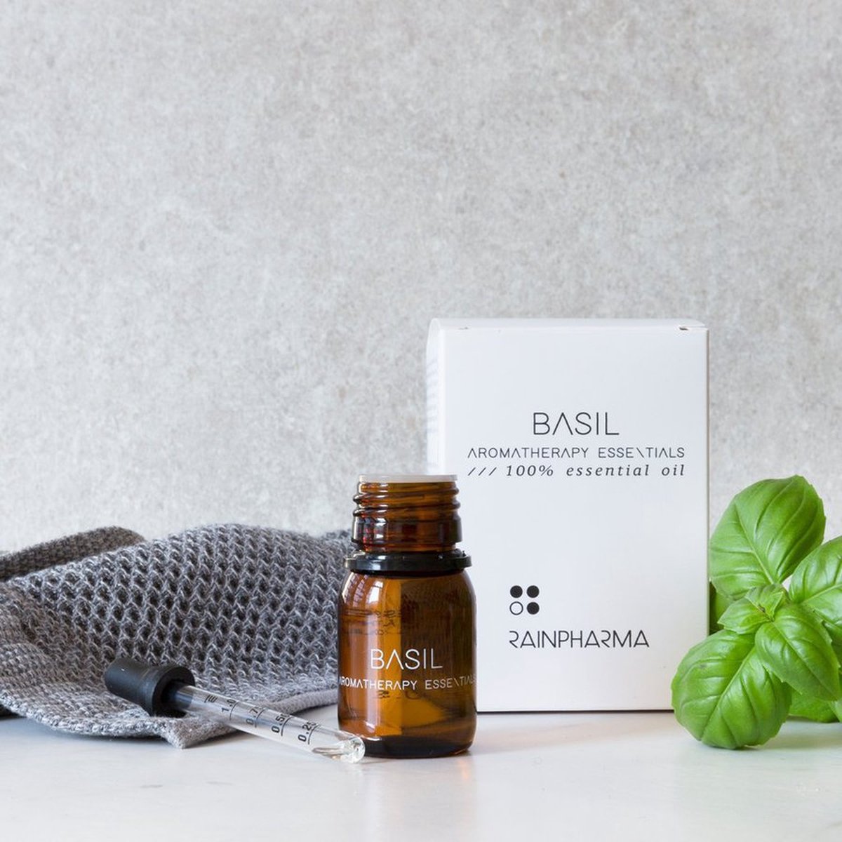 Goedkoopste RainPharma essential oil Basil
