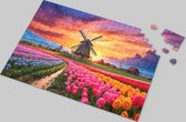 Tulpen Puzzel - Windmolen - Kleurrijk - Bloemen - Natuur - Landschap - Tulpveld - Betoverende Bloemenpracht - 500 Stukjes - Hoogwaardige Kartonnen Puzzel - Natuurlijke Schoonheid - Ontspannende Tijdverdrijf - Kleurrijke Tulpenweelde