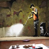 Fotobehangkoning - Behang - Vliesbehang - Fotobehang - Banksy - Cave Painting - Muurschildering - Graffiti - 100 x 70 cm