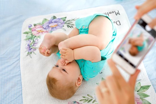 Stand Tall Accessoires Baby Mijlpaal Deken Maandelijkse Mijlpaal Deken, Foto Deken voor Babyfoto's, voor Baby Shower, Premium Zacht Fleece, Groot 129x102 (Flowers)