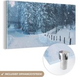 MuchoWow® Glasschilderij 160x80 cm - Schilderij acrylglas - Bos - Sneeuw - Winter - Foto op glas - Schilderijen